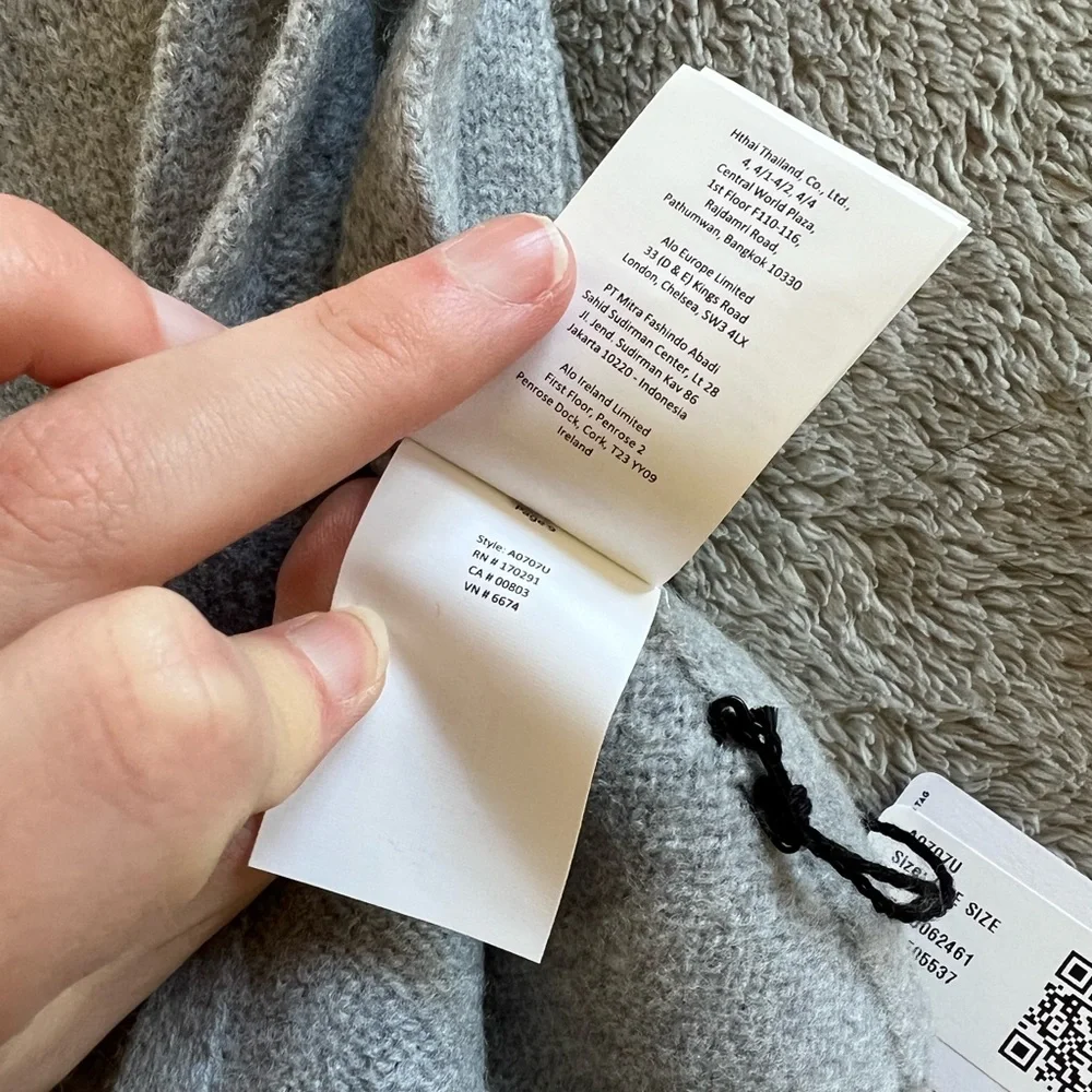 NEW! Alo Merino Wool Oversized Scarf Hazy Heather Grey
